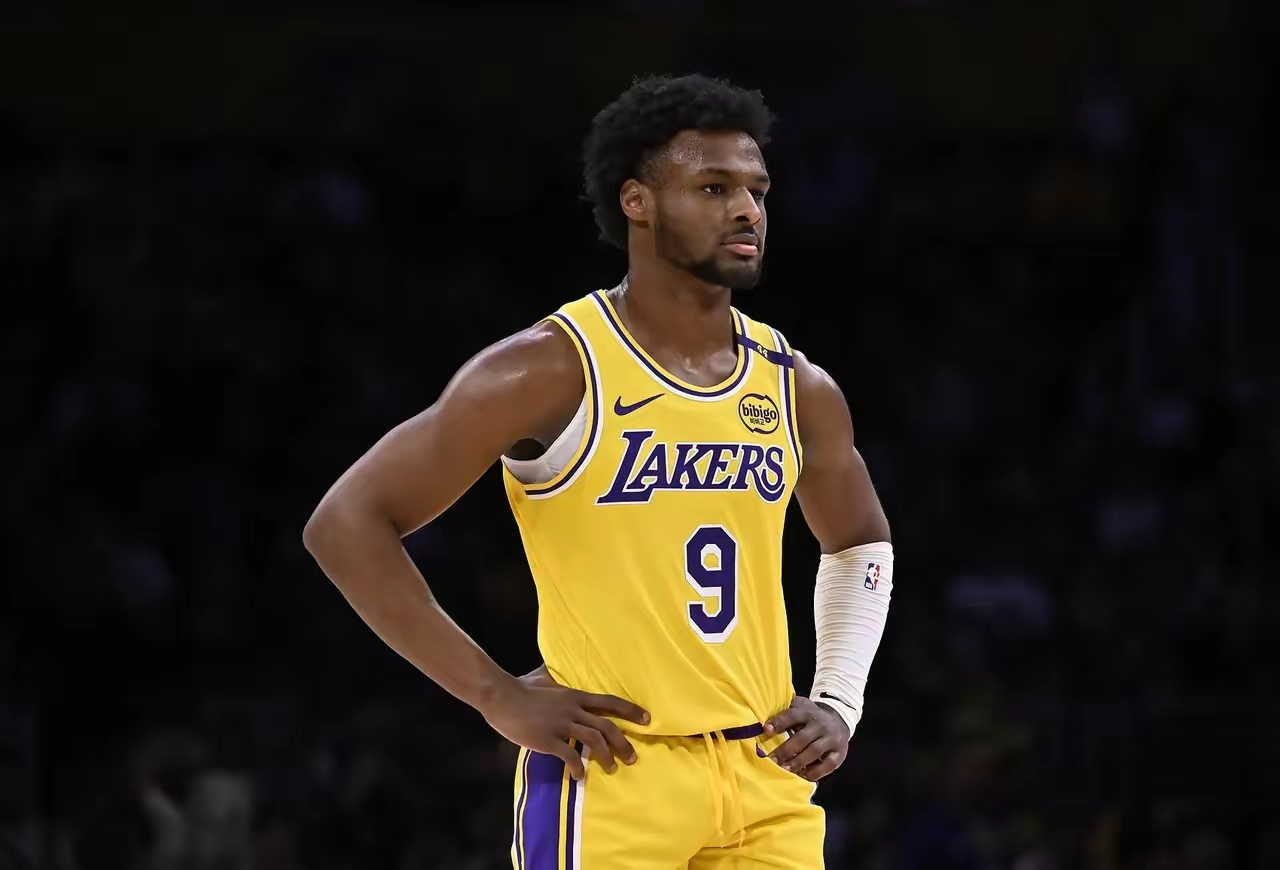 窗口期金州勇士调整名单——NBA总决赛节点到来，球迷炸锅，更衣室氛围转暖的简单介绍
