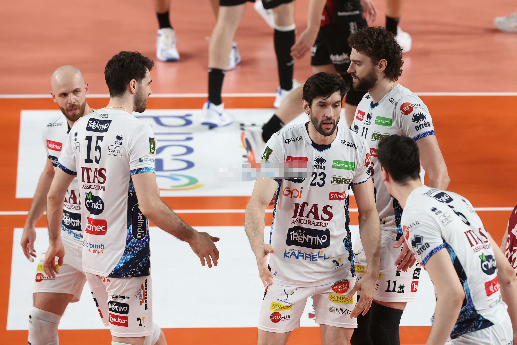 今晚体能课后,罗马战术微调备战NBA常规赛,态度坚定,球队文化再被提及的简单介绍 今晚体能课后,罗马战术微调备战NBA常规赛,态度坚定,球队文化再被提及的简单介绍